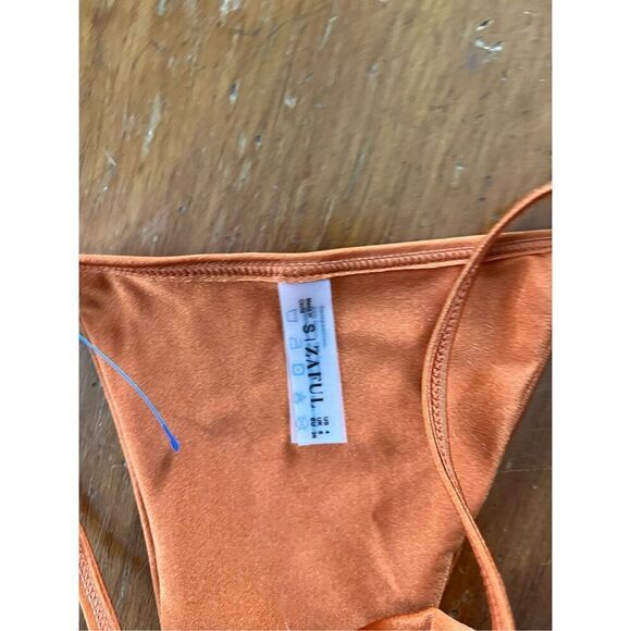 Zaful NWT orange shimmer bikini bottom S/4 - Picture 2 of 4